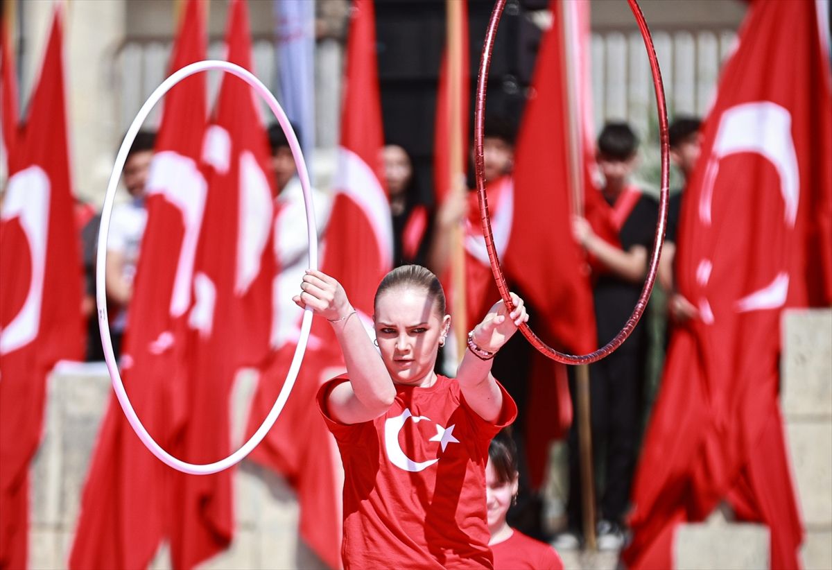 Adana, Mersin, Hatay ve Osmaniye'de 19 Mayıs Coşkuyla Kutlandı