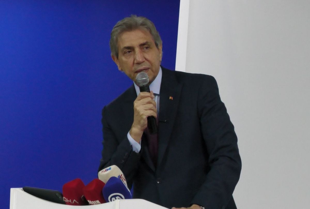 AK Parti'li Demir: Ateş çemberinin ortasında huzur tesadüf değil