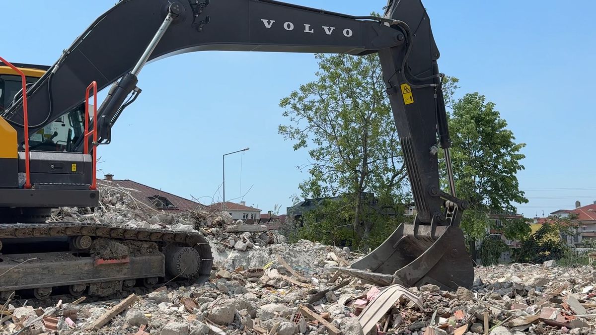 Avcılar'da Kentsel Dönüşüm Sırasında Doğal Gaz Hattına Zarar Verildi
