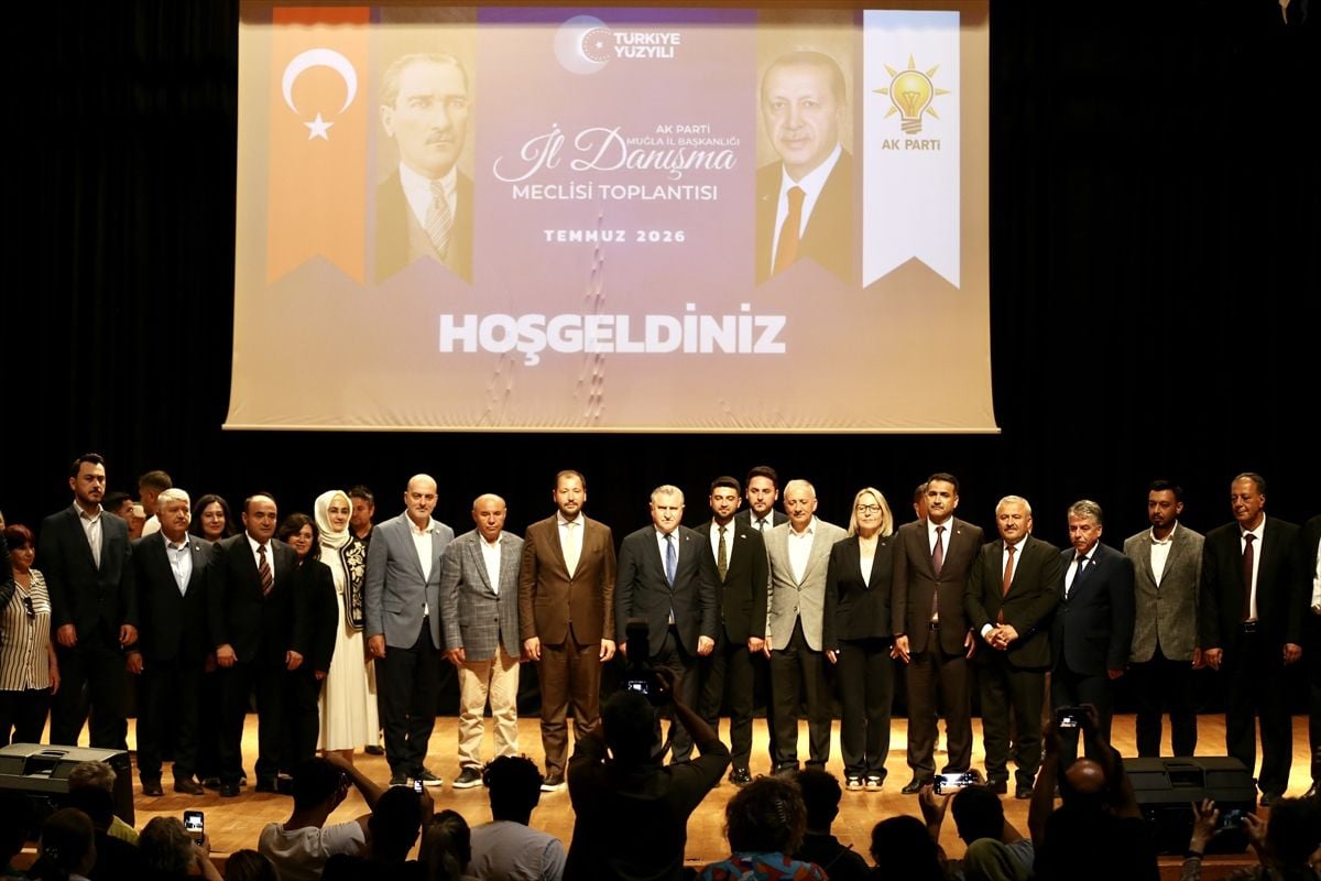 Bakan Bak: Türkiye spor tesisleri devrimi yaşıyor