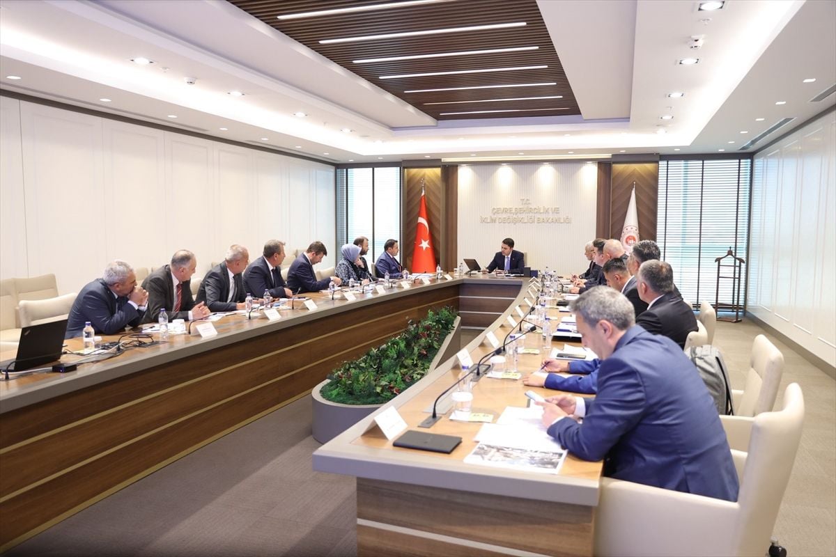 Bakan Kurum'a Pazarlar Belediyesince 