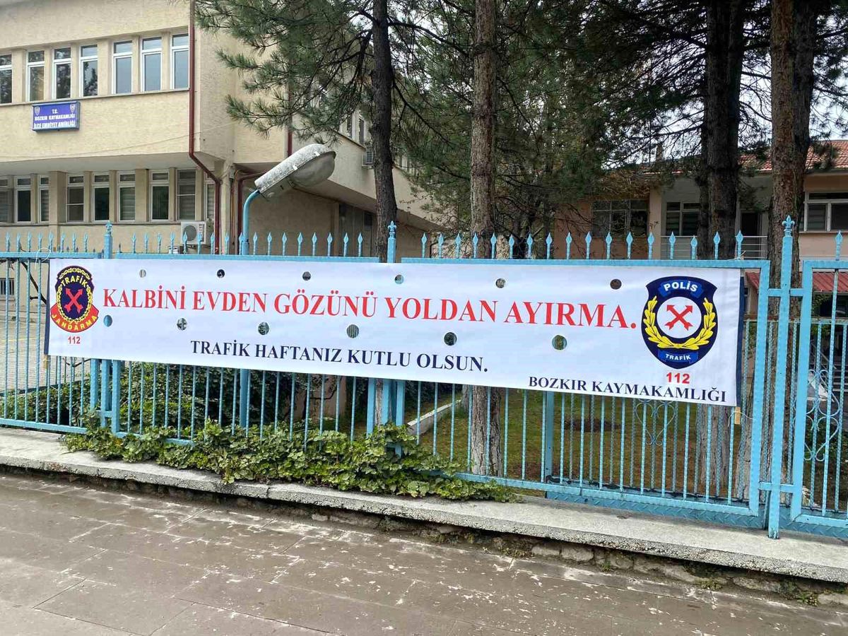 Bozkır'da saha çalışanlarına güvenli trafik eğitimi