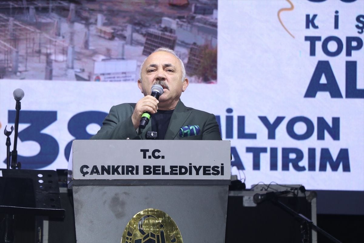 Çankırı'da Kent Meydanı Açılışı ve Gençlik Konseri Coşkusu