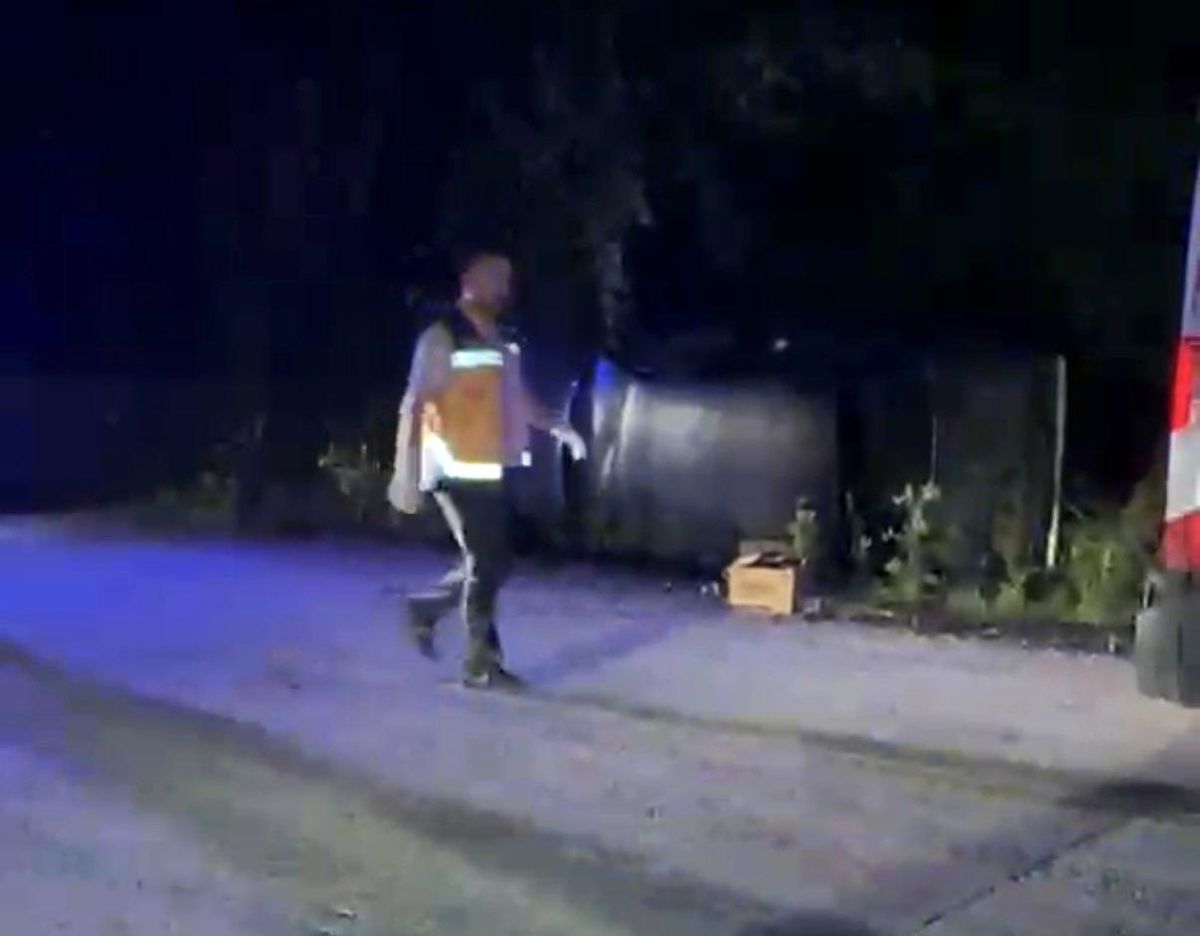 Düzce'de otomobil yan yattı: 5 yaralı