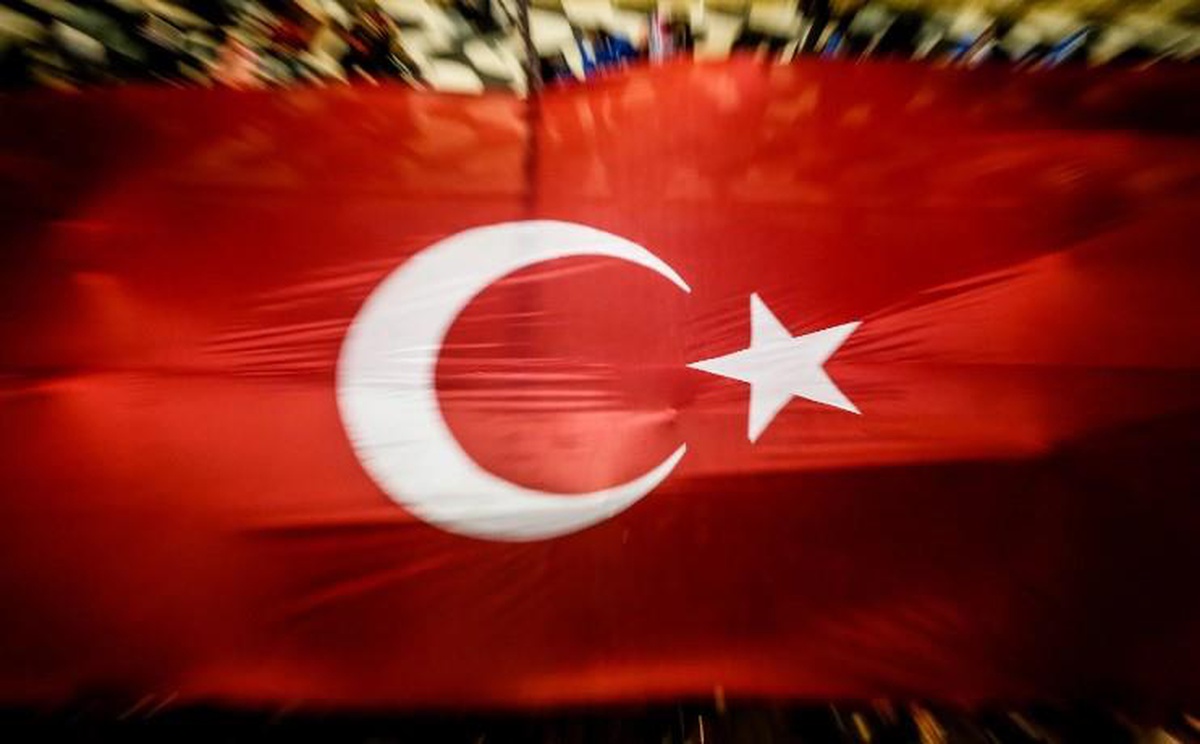 “Efendiler, yarın Cumhuriyet’i ilan edeceğiz” nasıl yazılır? “Efendiler, yarın Cumhuriyet’i ilan edeceğiz