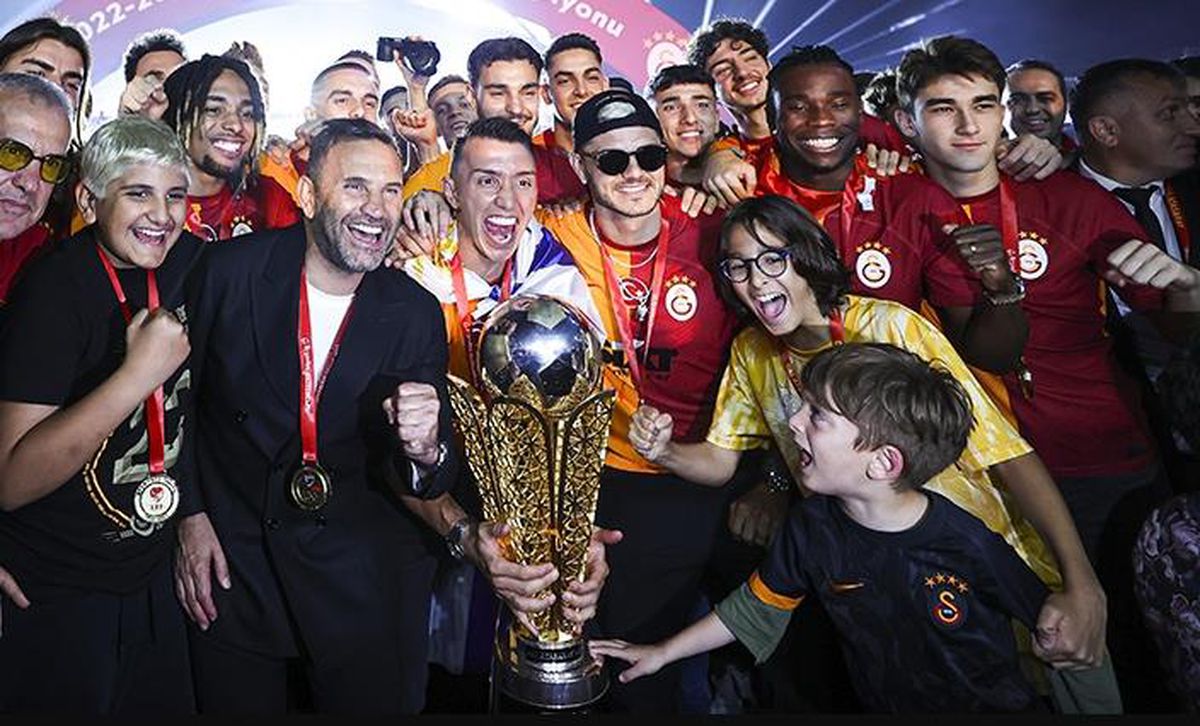 Galatasaray'a şampiyonluk kupasını TFF Başkanı İbrahim Hacıosmanoğlu mu verecek?