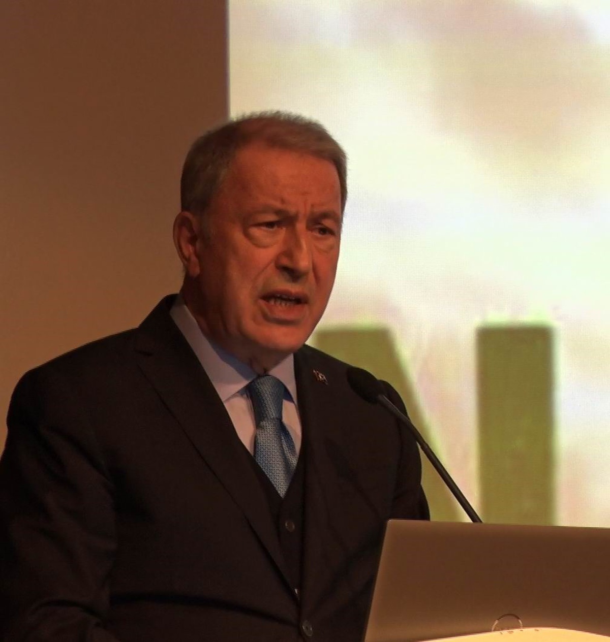 Hulusi Akar: 