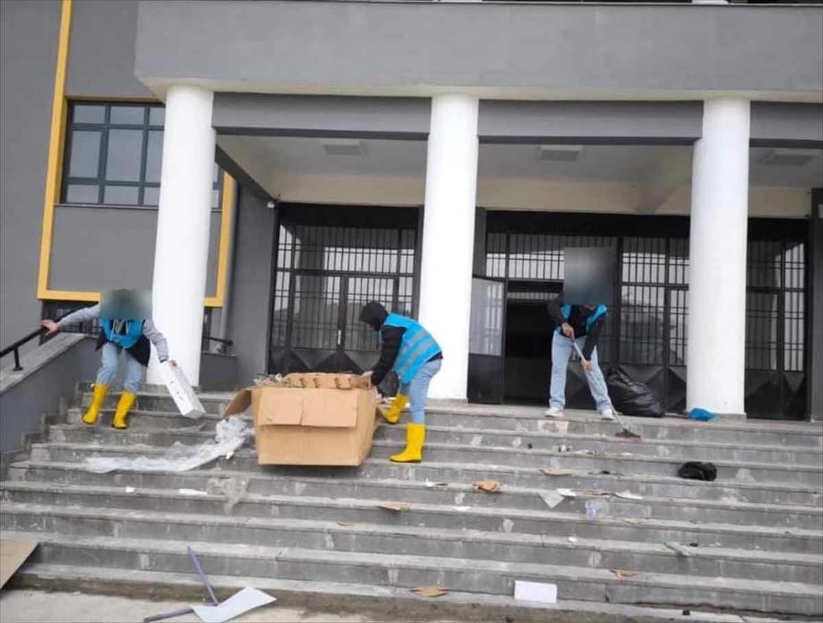 İslahiye'de 5 okulun bakım ve onarımı yapıldı