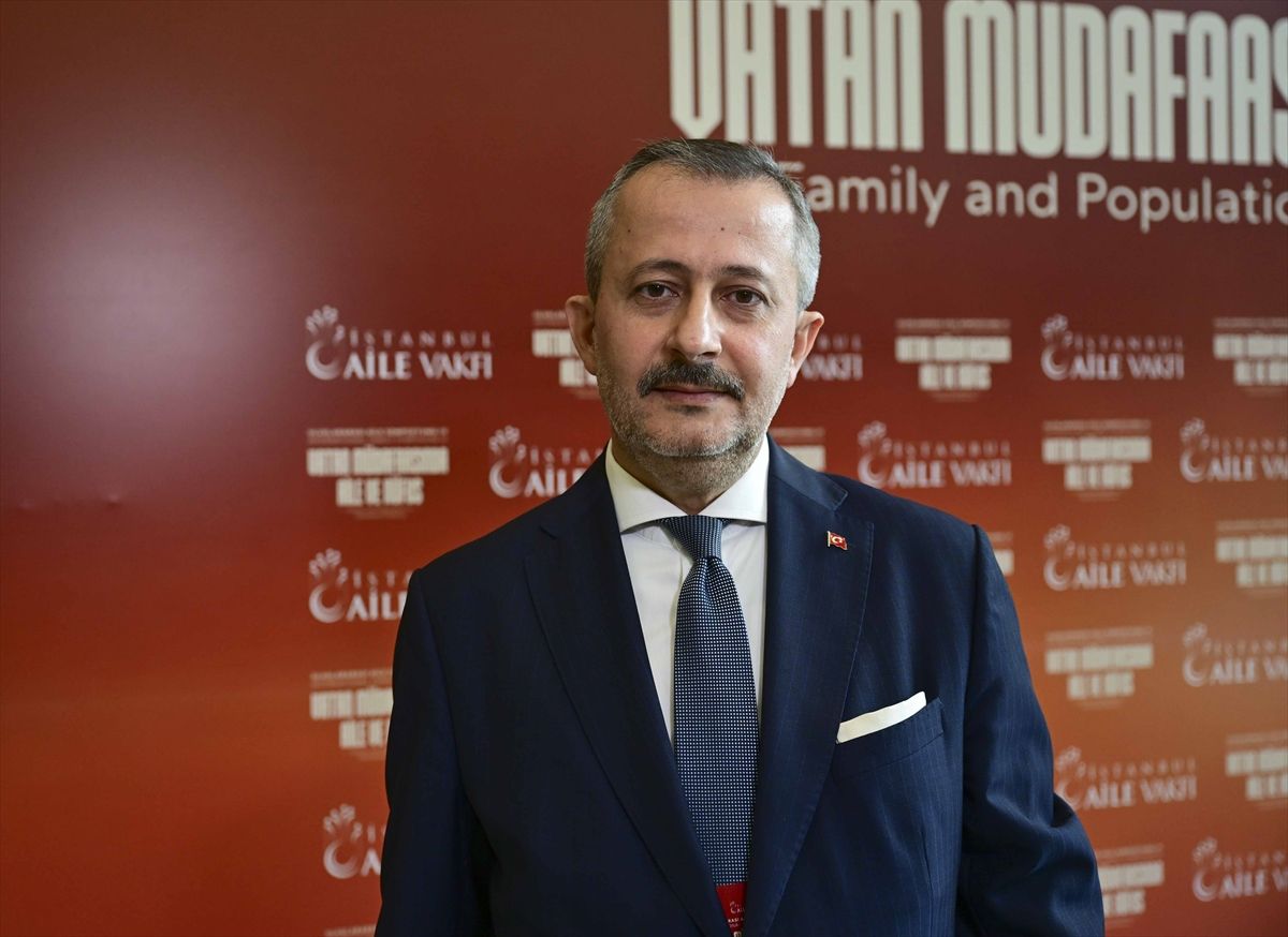 İstanbul Aile Vakfı Başkanı Karabıyık akrabalığa dair bazı kelimelerin gelecekte kaybolabileceğini belirtti Açıklaması