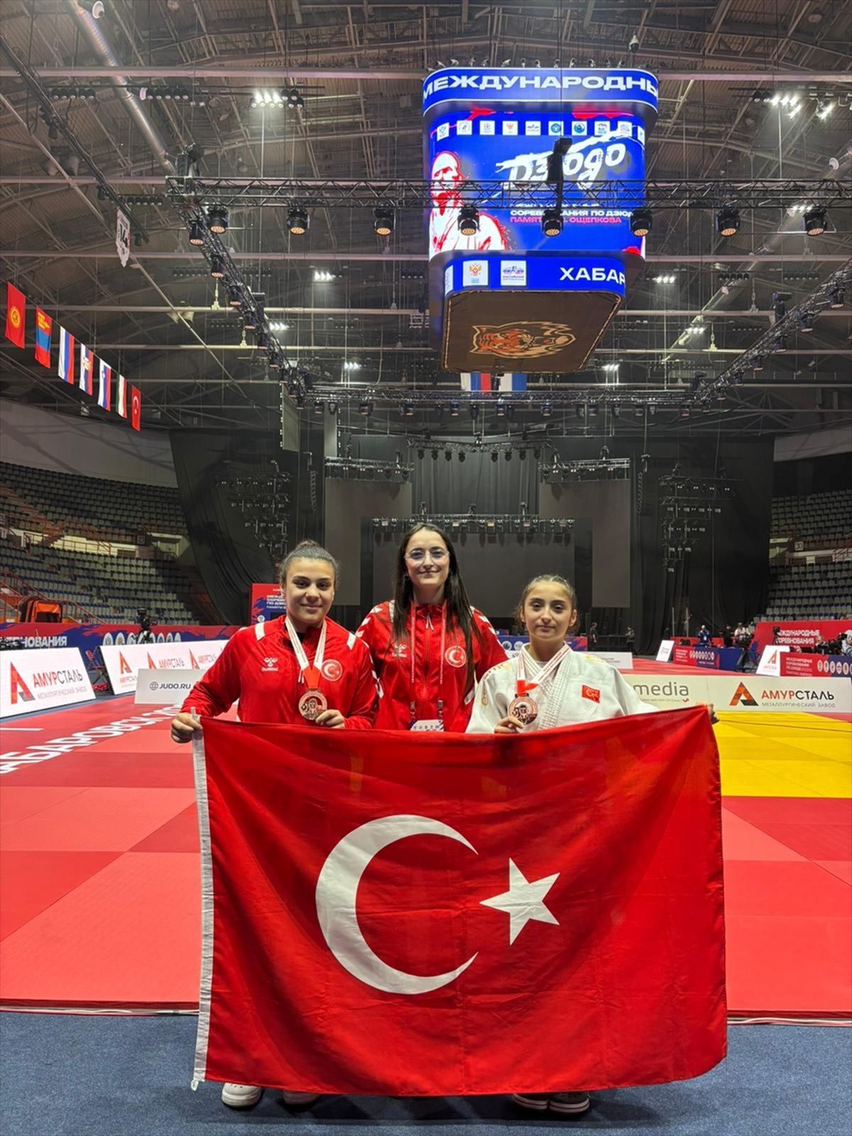 Kadın Milli Judocular Rusya'dan 2 Bronz Madalya ile Döndü