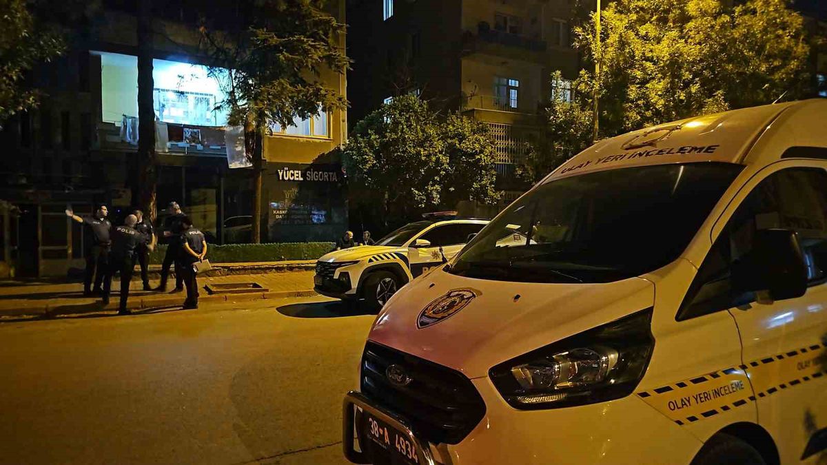Kayseri'de Üvey Baba Bıçaklandı