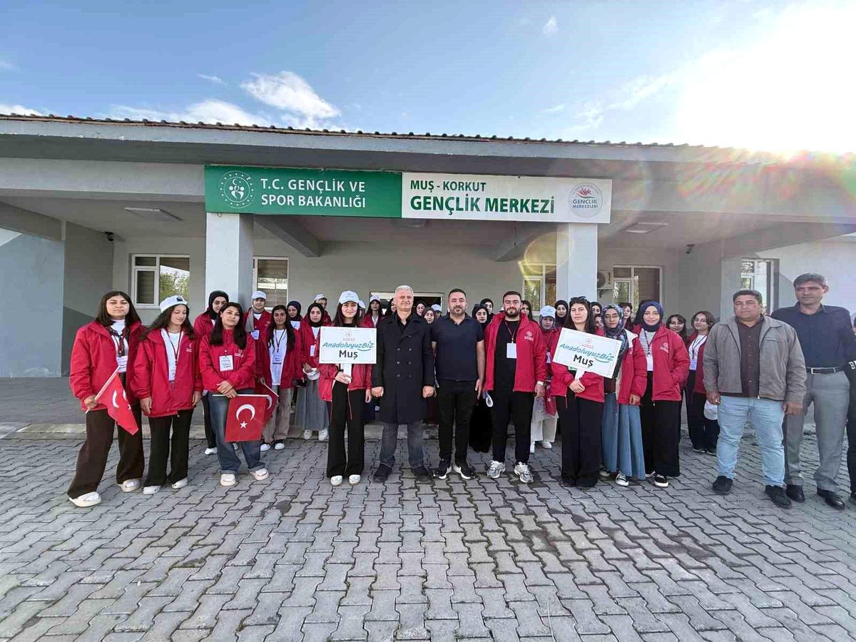 Korkut'ta lise öğrencileri tarih yolculuğuna çıktı
