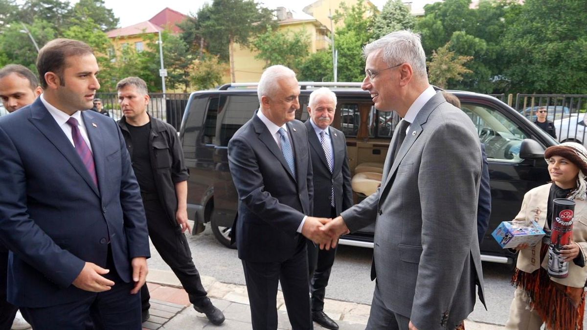 Sağlık Bakanı Memişoğlu: 