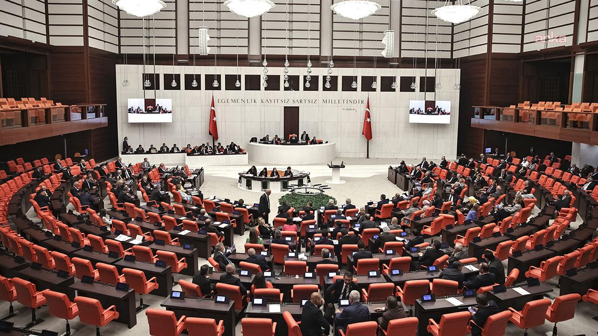 TBMM Genel Kurulu... İYİ Partili Yaldır: Gençlerimize en büyük kötülüğü eğitim politikanızla yaptınız