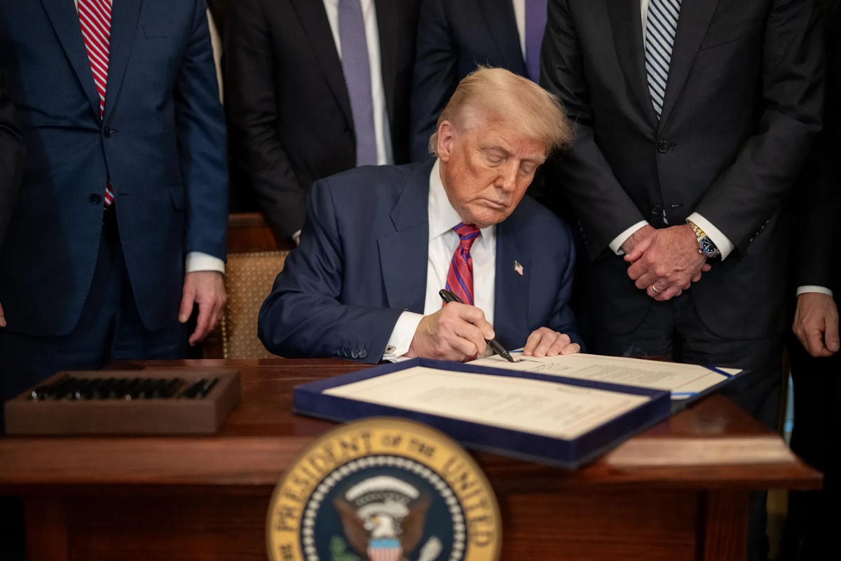 Trump'tan Zelenskiy'e ağır suçlama: Bu savaşı bitirmek istemiyor, muhtemelen hiç istemedi