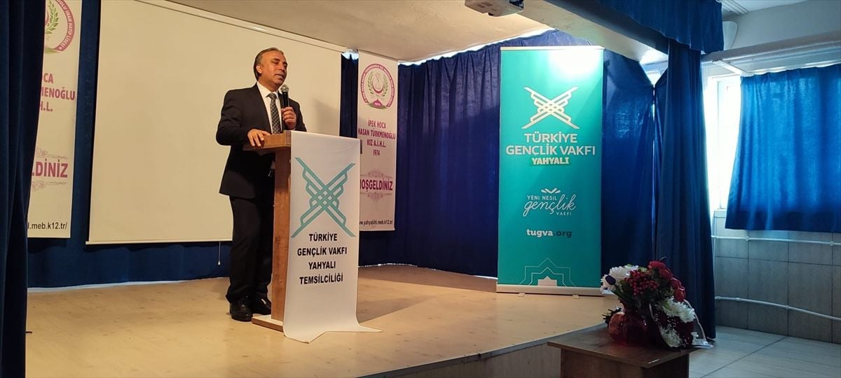 TÜGVA Yahyalı’da “İz Bırakanların İzinde” Programı Düzenlendi