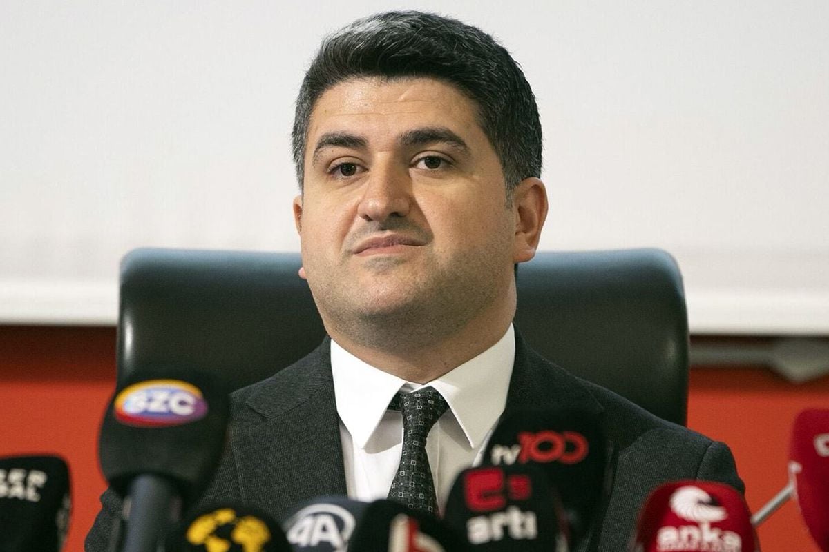 Tutuklanan Ataşehir Belediye Başkanı Onursal Adıgüzel görevinden uzaklaştırıldı